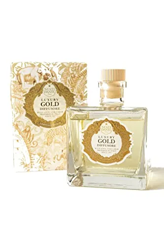 Nesti Dante Luxury Room Diffuser Gold 500 ml - Düfte mit exquisitem Aroma von Iris Nobile und Zedernholz, ideal für ein luxuriöses Ambiente. Hergestellt aus edelsten Rohstoffen, vegan und umweltfreundlich.