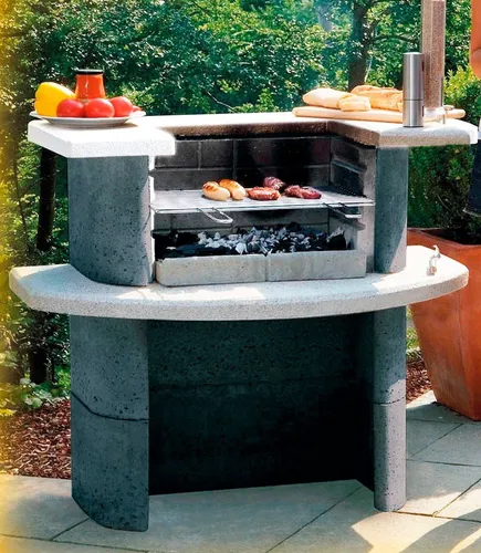 Buschbeck Holzkohlegrill Grillbar Rica - Grill in anthrazit aus Vollbeton, höhenverstellbare Grillroste aus verchromtem Stahl, ideal für gesellige Grillabende im Garten.