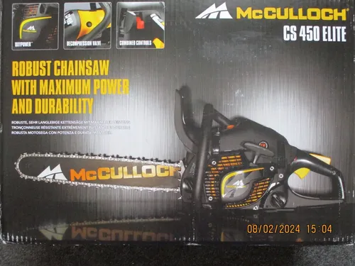 MCCULLOCH BENZIN-KETTENSÄGE CS 450 ELITE 2000 W - Kettensäge mit 45 cm Schwertlänge, ideal für anspruchsvolle Holzarbeiten. Ausgestattet mit automatischem Kettenöler und sicherem Zweihandgriff.