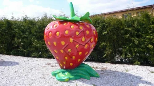 XXL Erdbeere Werbung Aufsteller Figur  Garten Dekoration Deko Deko Laden B368