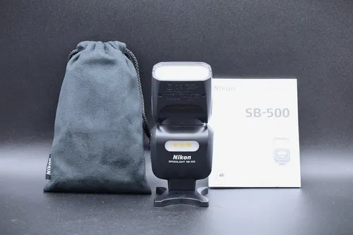 Nikon Speedlight SB-500 Gebrauchtware - Sonstiges TV-Zubehör, mit 12 Monaten Garantie und kostenloser Geschenkbox im Wert von 160 € für ein tolles Fotografie-Erlebnis.
