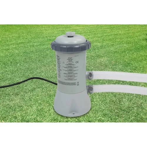 Intex Kartuschenfilterpumpe 2271 L/h 28604GS - Poolzubehör für sauberes Wasser: Die Intex Filterpumpe mit Krystal Clear-Technik filtert 2.271 Liter pro Stunde und sorgt für optimale Wasserqualität in Pools von 4.000 bis 9.000 Litern.