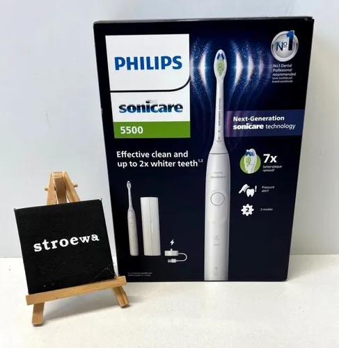 Philips Sonicare 5500 Schallzahnbürste - Elektrische Zahnbürste mit 2 Putzmodi und Andruckkontrolle für bis zu 7x mehr Plaque-Entfernung und 2x weißere Zähne. Genießen Sie ein sanftes Putzerlebnis mit der neuesten Sonicare Technologie.