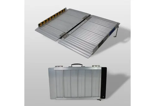 TRUTZHOLM Auffahrrampe Rollstuhlrampe Alu klappbar - Auffahrrampe aus Aluminium, klappbar und ideal für Rollstühle, maximale Belastbarkeit von 272 kg für sicheren Zugang.