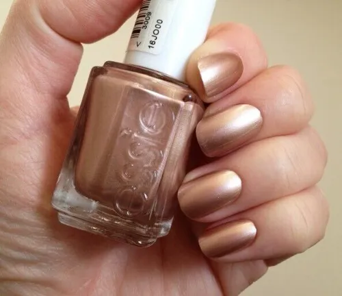 Nagellack Essie  Nr. 82 buy me a cameo, Mokka Schimmer, 13,5ml , NEU,