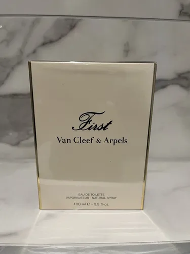 Van Cleef & Arpels First Eau De Toilette 100 ml - Damenparfüm mit 100 ml, verleiht einen eleganten Duft und ist perfekt für besondere Anlässe.