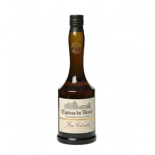 Chateau Du Breuil Fine Calvados - Weinbrände: Kräftiger Calvados mit fruchtigen Apfelnoten, gereift im Eichenfass für ein unvergleichliches Aroma. Jetzt bei mySpirits entdecken!
