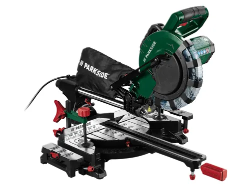 PARKSIDE® Kapp- und Zugsäge »PZKS 2000 C3«, 2000 W - Kappsäge für präzise Schnitte in Holz und Kunststoff, mit Laserführung für optimale Schnittgenauigkeit und stufenlos neigbarem Sägekopf.
