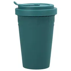 KPM KURLAND 'KPM TO GO' Becher Grün velvety - Thermobehälter mit stilvollem Design und hochwertigem Hartporzellan, ideal für Kaffee, Tee oder Smoothies. Der samtige Becher vereint Tradition und Funktionalität – ein eleganter Begleiter für unterwegs.