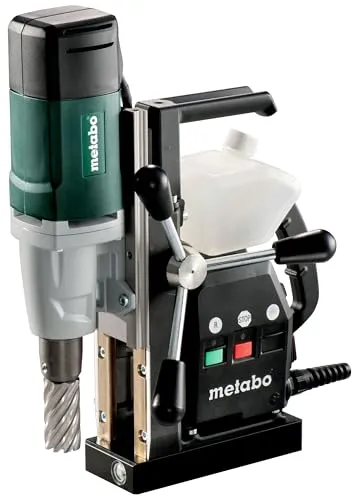 Metabo Magnetkernbohrmaschine MAG 32 – Leistungsstark und präzise - Bohrmaschine für professionelle Anwendungen mit 1000 W Leistung, ideal für präzise Bohrungen in Metall. Maximales Drehmoment von 50 Nm.