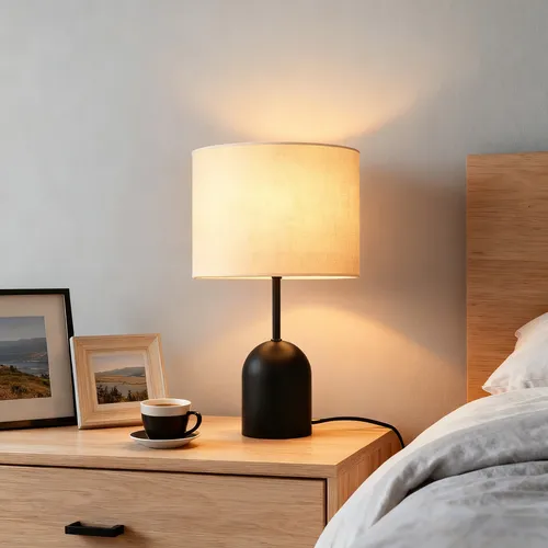 OTTO HOME Tischleuchte "Charleen" – Trendiger Leinenschirm in Schwarz-Beige - Stylische Tischleuchte mit elegantem Leinenschirm und stabilem Metallsockel. Ideal für ein modernes Zuhause, schafft sie eine gemütliche Atmosphäre und setzt dekorative Akzente. Perfekt für jedes Zimmer!