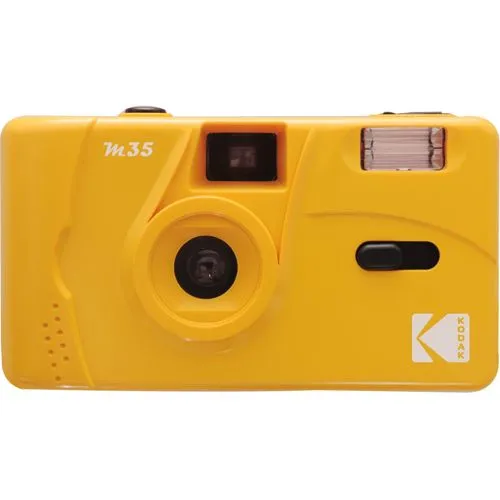 Kodak M35 Kamera in Gelb – Vintage Fotografie - Analoge Kamera im stylischen Gelb, ideal für kreative Fotografen, die den Charme klassischer Aufnahmen schätzen.