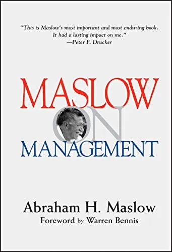 Maslow on Management: Einblicke in Führung und Motivation - Recht und Management, analysiert die Motivationstheorien von Maslow für effektive Führung und Teamdynamik.