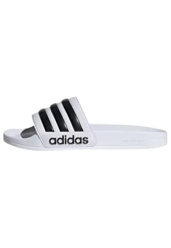 adidas Unisex Adilette Shower Slides in Cloud White/Core Black, 48.5 EU - Bequeme Slip-On-Duschsandalen mit vorgeformtem Fußbett und Cloudfoam-Zwischensohle für optimalen Komfort, ideal für den täglichen Gebrauch.