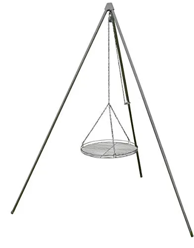 Dreibein Schwenkgrill mit 50 cm Rost - Dreibein Schwenkgrill für Grillstellen, inkl. 50 cm vernickeltem Grillrost, einfacher Auf- und Abbau ohne Werkzeuge, ideal für gesellige Grillabende.