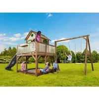 AXI Spielhaus Liam mit Sandkasten, Doppelschaukel & Rutsche - Gartenspielhaus aus nachhaltig produziertem Holz mit Doppelschaukel und Sandkasten - ideal für endlosen Spielspaß im Freien!