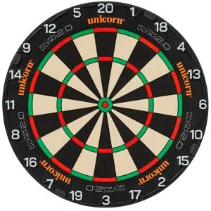 Unicorn Eclipse Ultra 2.0 Dartboard – Profi-Dartscheibe - Das Unicorn Eclipse Ultra 2.0 bietet eine verbesserte Sisal-Oberfläche mit hohem Kontrast und präziser Bullseye-Verstärkung. Ideal für ambitionierte Spieler, um das Beste aus ihrem Spiel herauszuholen.