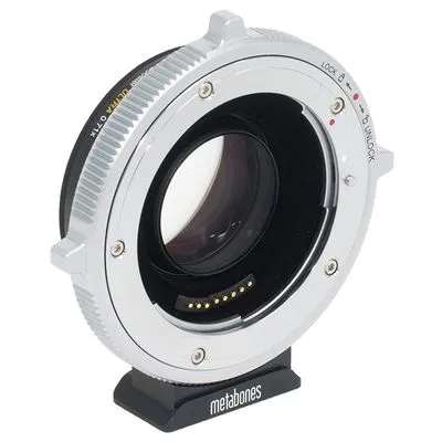 Metabones Objektivadapter Speed Booster ULTRA 0.71x für Sony E-Mount - Zubehör für Kameraobjektive, ermöglicht eine 0.71x Vergrößerung und verbessert die Lichtstärke für kreative Fotografie.