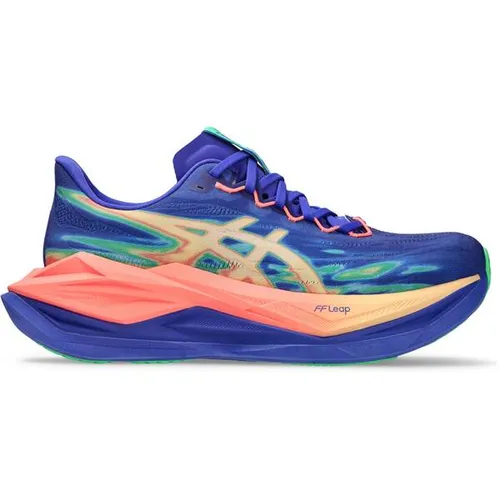 asics SUPERBLAST 3 Laufschuhe Unisex Cobalt Burst/Light Orange 47 - Erlebe maximalen Komfort und Dämpfung mit den asics SUPERBLAST 3 Laufschuhen. Ideal für lange Läufe und intensive Trainingseinheiten – der perfekte Begleiter für ambitionierte Läufer.