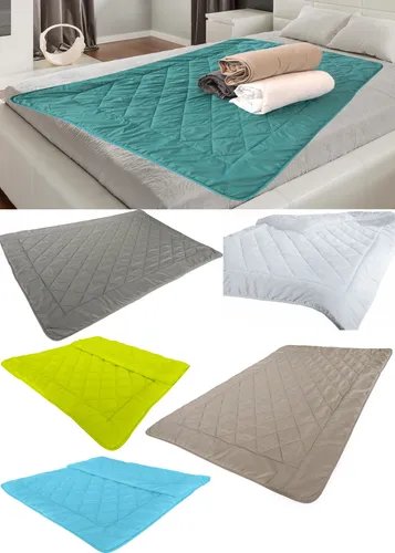 Leichtsteppbett Sommer 135x200 cm - Kochfest und Pflegeleicht - Leichtsteppbett in Weiß, ca. 135x200 cm, ideal für heiße Sommertage. Pflegeleicht, bei 95° waschbar, mit samtweichem Mikrofaserbezug. Vielseitig einsetzbar für Zuhause und unterwegs.