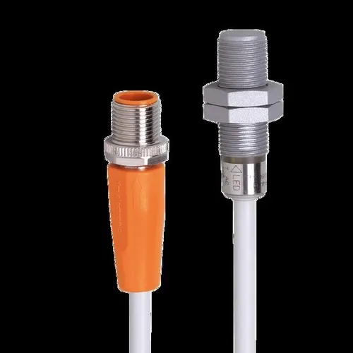 Ifm Electronic Sensor IFR203 - Induktiver M12 Sensor für Automatisierungstechnik, mit 4 mm Schaltabstand, IP67 Schutz und einem breiten Temperaturbereich von -25 bis 70 °C, ideal für anspruchsvolle Anwendungen.