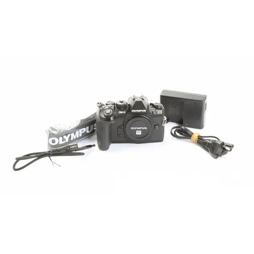 Olympus OM-D E-M1 Mark II Gehäuse gebraucht - 10% Rabatt - Spiegelreflex- & Systemkameras, mit 12 Monaten Garantie und deutlichen Gebrauchsspuren - ideal für preisbewusste Fotografie-Enthusiasten.