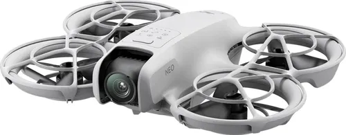 DJI Neo Fly More Combo - Leichte 4K UHD Mini-Drohne mit KI-Motivverfolgung, Handstart und vielseitigen Steuerungsoptionen für beeindruckende Aufnahmen
