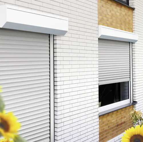 Schellenberg SB-Vorbau-Rollladen 100 x 210 cm, 45° Kasten in Weiß - Hochwertiger Vorbau-Rollladen in Weiß, ideal für Fenster. Bietet Sichtschutz und Energieeffizienz mit einfacher Montage.