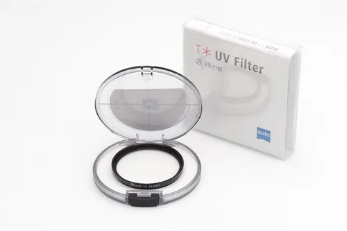 ZEISS T* UV Filter 49mm - Objektivfilter mit Anti-Reflexbeschichtung, schützt die Frontlinse und ermöglicht kontrastreiche Fotos mit hoher Brillanz.