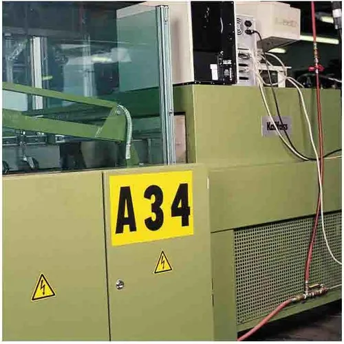 Brady 1534-A, B-946 Vinylbeschriftung, Schwarz auf Gelb, 22 x 57 mm - Hochwertige Vinylbeschriftung in Schwarz auf Gelb, ideal für klare Kennzeichnung. Perfekt für den Innen- und Außenbereich, langlebig und wetterfest.