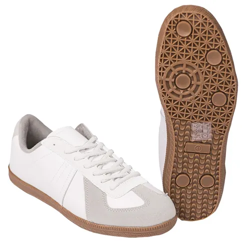 Sportschuh Halle BW Style - Sneakers für optimalen Halt - Laufschuhe in Größe 44, ideal für Training und Wettkampf, bieten hervorragenden Halt und Komfort.
