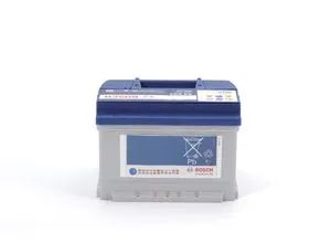 Bosch Automotive S4 S4004 Starterbatterie 60Ah - Autobatterie mit 60Ah und 540A, wartungsfrei dank Doppeldeckel-Design und optimierter Startleistung für zuverlässige Fahrzeugstarts.