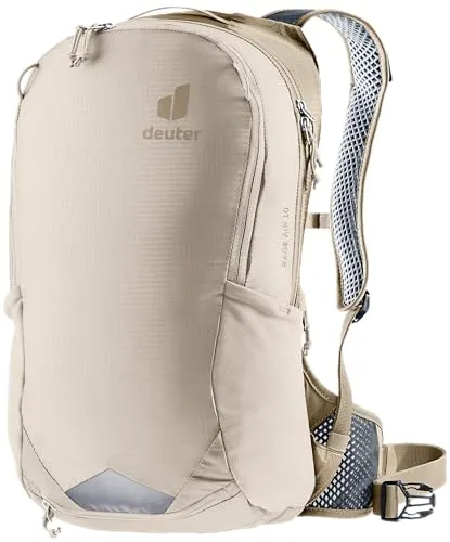 Deuter Race Air 10 - Leichter Bike-Rucksack alu-greystone - Der Deuter Race Air 10 ist ein ultraleichter Bike-Rucksack mit optimaler Belüftung und ergonomischem Design. Ideal für schweißtreibende Touren, bietet er Platz für Wertsachen und eine Trinkblase. Perfekt für aktive Abenteuer!