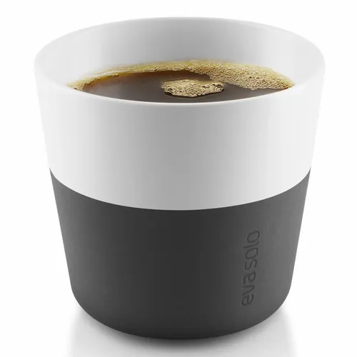 Eva Solo Caffé Lungo-Becher 2er Set Schwarz 230 ml - Thermobehälter mit Silikonbeschichtung für optimalen Halt. Ideal für Kapsel-Kaffeemaschinen und spülmaschinenfest. Genießen Sie Ihren Kaffee stilvoll und sicher!