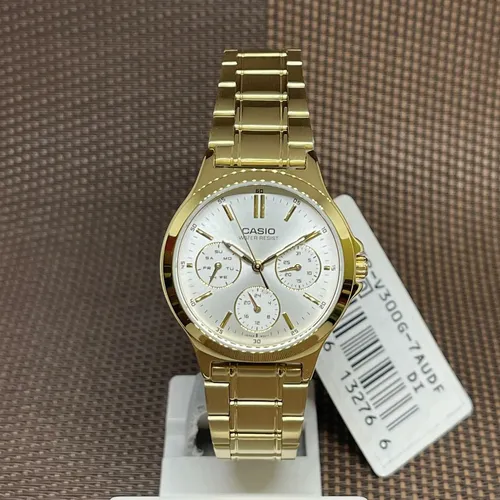 Casio LTP-V300G-7A Damenuhr - Armbanduhren für Damen, elegante goldfarbene Edelstahlarmbanduhr mit Quarzbewegung, Tages- und Datumsanzeige, ideal für stilbewusste Frauen.