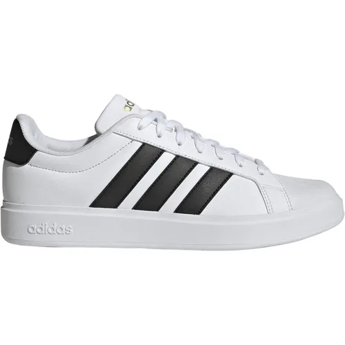 adidas Herren STREETTALK Schuhe – FTWR White/core Black/Gold met., 44 2/3 EU - Stylische Herren-Sneaker mit regulärer Passform. Das Synthetik-Obermaterial sorgt für Langlebigkeit, während die Gummiaußensohle für optimalen Halt im Alltag sorgt.