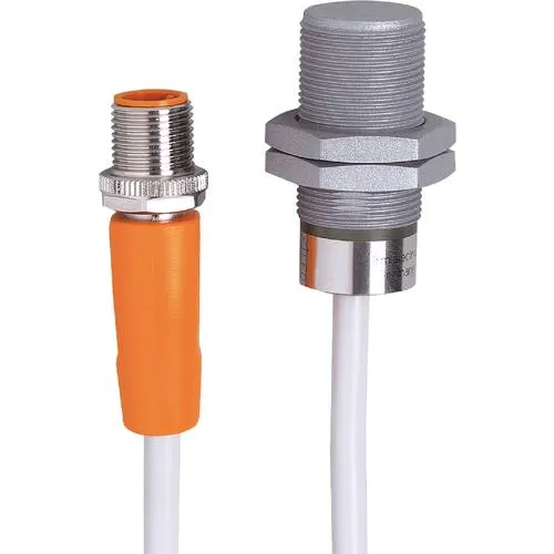 Ifm Electronic Induktiver Sensor PNP, NPN IGR203 - Induktiver Sensor für präzise Erfassung von Objekten, ideal für Automatisierungslösungen in der Industrie.