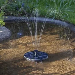 Star Trading LED Solar Springbrunnen 'Fountain' mit Dämmerungssensor - Gartenbrunnen mit 5 Aufsätzen und bunten LEDs, ideal für Teiche und Terrassen. Der Dämmerungssensor aktiviert die Beleuchtung automatisch, für stimmungsvolle Abende im Freien.