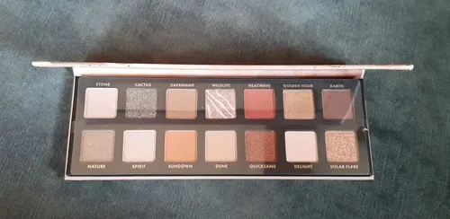 Catrice Lidschattenpalette "Safari Fever" Fb. 010 Wild Life   14 Farbtöne   Neu