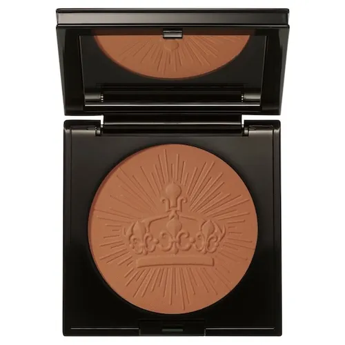 Pat-McGrath-Labs Skin Fetish: Divine Bronzer Bronze Divinity 9,7 g - Kosmetik mit zartem Weichzeichner-Effekt für einen makellosen Teint. Der vegane Bronzer lässt sich mühelos verblenden und sorgt für eine mehrdimensionale Bräune mit langer Haltbarkeit.