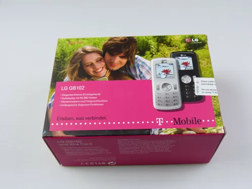 LG GB102 Schwarz - Klassisches Handy mit Farbdisplay - Handy & Smartphones, Farbdisplay, SIM-frei und ideal für einfache Kommunikation mit Internetzugang und 256 MB Speicher.