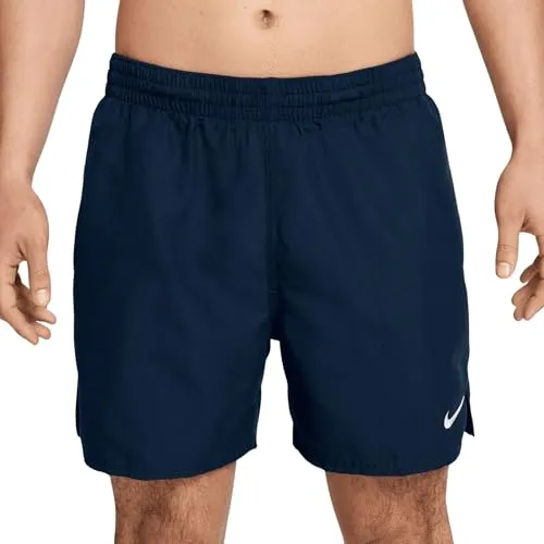 Nike Herren Badehose Boxer Midnight Navy L - Bereit für den Sommer mit dieser stilvollen Herren-Badehose, die Komfort und Bewegungsfreiheit für unvergessliche Schwimmabenteuer bietet.
