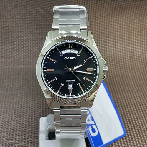 Casio Analog Quarz MTP-1370D-1A2V Herrenuhr - Armbanduhren für Herren mit elegantem Design, Quarzwerk und 50 m Wasserdichtigkeit – perfekt für den Alltag und besondere Anlässe.
