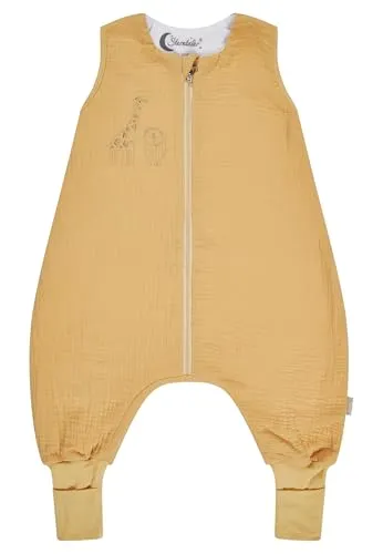 Sterntaler Schlafsack mit Beinen 68/74 Giraffe & Löwe - Baby Schlafsack aus weichem Musselin mit Feinfrottee-Futter, ideal für aktive Kleinkinder. Mit integrierten Stulpen und praktischem Zwei-Wege-Reißverschluss für einfaches Wickeln – perfekt für milde Temperaturen.