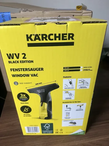 Kärcher Akku Fenstersauger WV 2 Black Edition - 35 Min. Akkulaufzeit, inklusive 2 Absaugdüsen und Sprühflasche mit Mikrofaserbezug für streifenfreies Reinigen