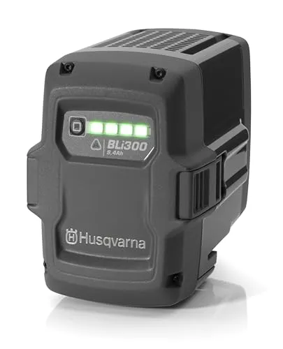 Husqvarna Profi Akku BLi 300 - 36V, 9,36 AH - Akku für Husqvarna Geräte mit 336,96 Wh, ideal für Kettensägen und Rasentrimmer. Mit LED-Anzeige für einfache Überwachung des Ladezustands.