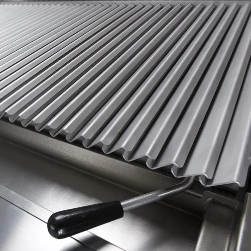 S-förmiger Grill für Fisch und Meeresfrüchte, 800 mm - Sonstiges Grillzubehör mit perfekt abgerundeten Grillstäben für zart gegarten Fisch. Ideal für Stalgast-Lavasteingrill 700 ND, sorgt für gleichmäßige Wärmeverteilung und schonendes Grillen.