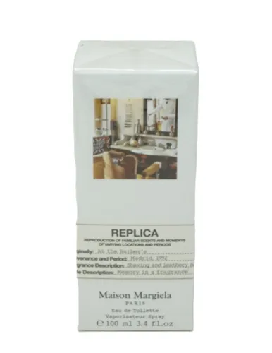 Maison Margiela Replica At The Barber's Eau de Toilette unisex 100 ml - Eau de Toilette für Männer und Frauen, inspiriert von klassischen Barbershop-Düften. Erleben Sie einen einzigartigen, zeitlosen Duft in einer praktischen 100 ml Flasche.