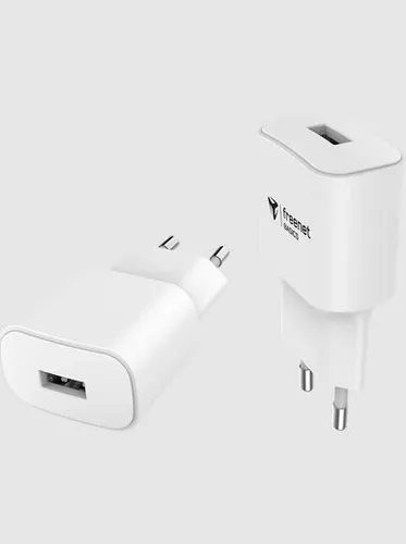 freenet Basics USB Ladegerät für unterwegs Travel Charger USB-A