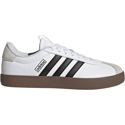 Adidas VL Court 3.0 - Weißer Sneaker mit Komfort - Sneaker mit hochwertigem Wildleder-Obermaterial für luxuriöse Optik und Komfort. Ideal für Alltag und Freizeit, vereint stilvolles Design mit dämpfender Zwischensohle für besten Tragekomfort.